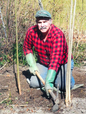 mike's digging at the Burnett bed